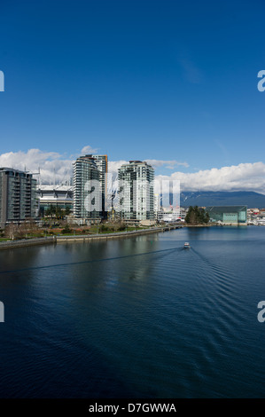 False Creek mit dem Seabus gehen in den Ort Nation.Vancouver,British Columbia Stockfoto