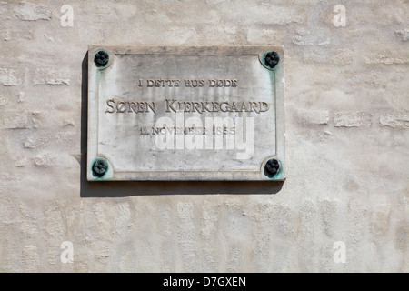 Sören Kierkegaard, Gedenktafel an der Mauer des Design Museum Danmark: In diesem Haus Sören Kierkegaard 11. November 1855 starb. Kopenhagen, Dänemark. Stockfoto