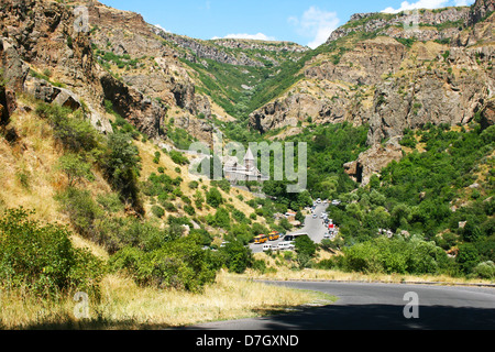 Geghard-Kloster in Armenien, einzigartigen architektonischen Konstruktion wird teilweise aus dem angrenzenden Berg geschnitzt. Stockfoto