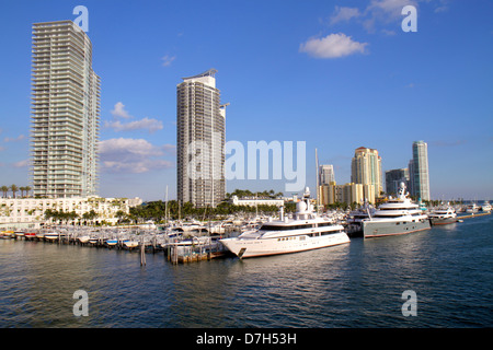 Miami Beach Florida, Hochhaus Wolkenkratzer Gebäude Gebäude Eigentumswohnung Wohnapartments hocity Skyline, ICON, Murano Grande Stockfoto