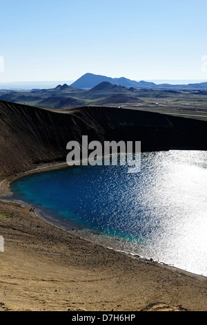 Krafla Krater gefüllt mit Wasser, Myvatn, Island. Stockfoto