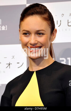 Tokio, Japan. 7. Mai 2013. Schauspielerin Olga Kurylenko besucht die "Oblivion"-Pressekonferenz im Ritz Carlton Tokyo am 7. Mai 2013 in Tokio, Japan. Der Film öffnet am 31. Mai in Japan. Bildnachweis: Dpa Picture Alliance / Alamy Live News Stockfoto