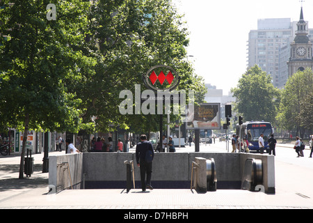 Santiago de Chile Avenida Libertador Bernardo O Higgins Avenida Alameda Stockfoto