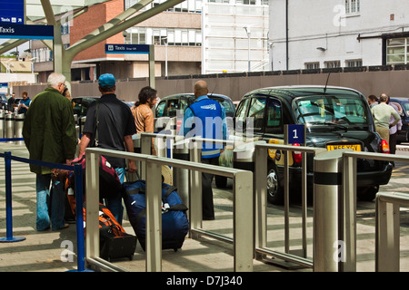 Paddington Bahnhof Bahnhof Taxistand Stockfoto
