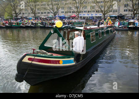 Haus Kanalboote Lastkahn Little Venice Grand Union Canal London Stockfoto