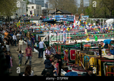 Haus Kanalboote Lastkahn Little Venice Grand Union Canal London Stockfoto