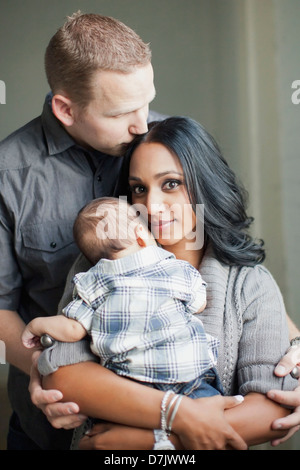 Porträt des multiethnischen Familienglück Stockfoto