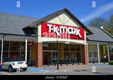 T.K.Maxx Store, drei Flüsse Einkaufszentrum, Staines-upon-Thames, Surrey, England, Vereinigtes Königreich Stockfoto