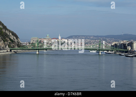 Liberty-Brücke über den Fluss Donau, Budapest Stockfoto