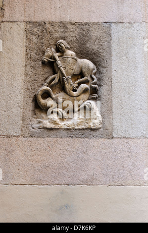 Sant Jordi (St. Georg), der Drachentöter, ist der Schutzpatron von Katalonien. Sant Jordi Festtag ist am April gefeiert. Stockfoto