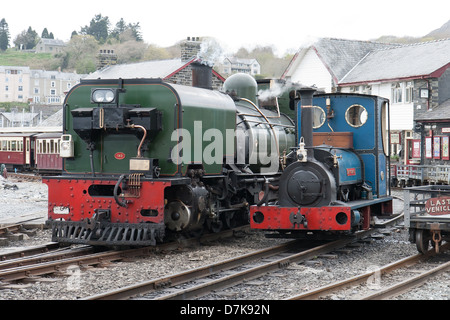 Dampflok auf der Welsh Highland Line Railway Wales und der wieder-Eisenbahn, Wales Stockfoto