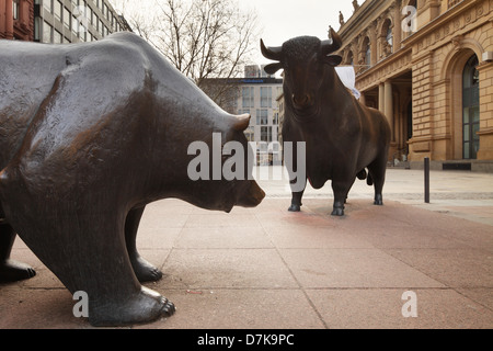 Frankfurt Am Main, Hessen, Deutschland, Bulle und Bär vor der Frankfurter Wertpapierbörse Stockfoto