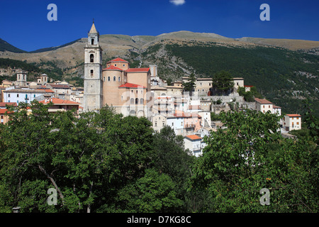 Italien Abruzzen Blick auf die Stadt Palena Majella-Nationalpark Stockfoto