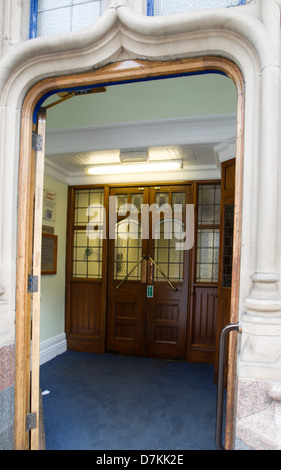 Eingangsportal an der Queens Chambers, KIng Street, Nottingham. England Stockfoto