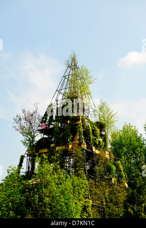 Westland magischen Garten Designer Diamuid Gavin, RHS Chelsea Flower Garden Show 2012, bunt, 5-Tages-Veranstaltung, Chelsea, UK Stockfoto