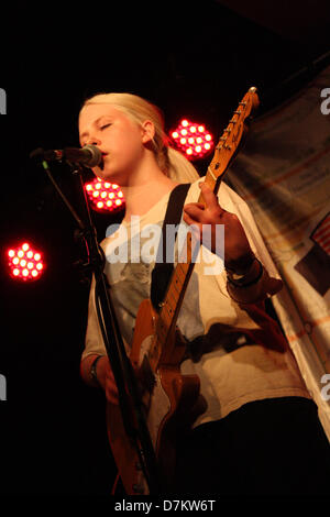 London, UK. 9. Mai 2013. Misty Miller spielt an der Lexington in London. Kredit: Jay Shaw-Baker/Alamy Live-Nachrichten Stockfoto