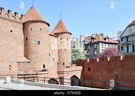 Die Barbakane, mittelalterliche Festung in der Altstadt von Warschau, Polen Stockfoto