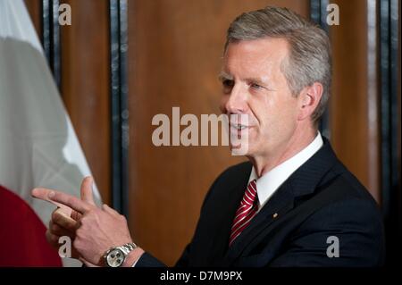 Ehemaliger Bundespräsident Christian Wulff spricht in das Neues Rathaus in Hannover, 10. Mai 2013. Wulff gab eine Rede während der 49. jährliche Treffen der Verband Deutsch-japanischen Gesellschaften (Verband der deutsch-japanischen Unternehmen). FOTO: HOLGER HOLLEMANN Stockfoto