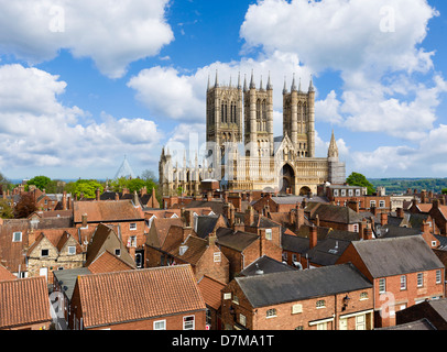 Westen Front von Lincoln Kathedrale von den Burgmauern, Lincoln, Lincolnshire, East Midlands, UK Stockfoto