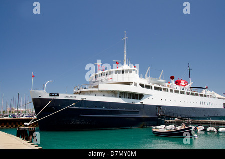 Illinois, Chicago. MV Abegweit historische Eis brechen Fähre. Jetzt nach Hause zum Columbia Yacht Club als ihr Clubhaus. Stockfoto