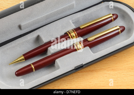 Füllfederhalter und Bleistift Set 01 Stockfoto