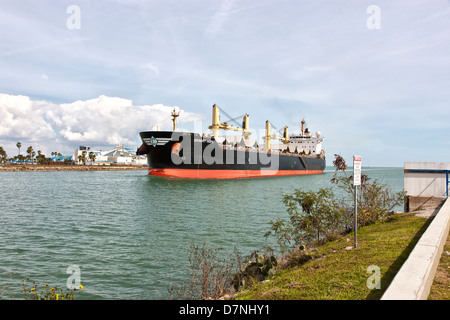 Frachter, den Transport von Getreide, in Hafen von Corpus Christi. Stockfoto