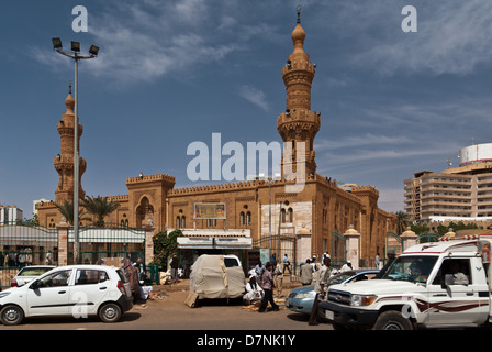 Al Jame'e Al Kabir (die große Moschee) in der Nähe von Suq al-Arabi, Khartum, Sudan Stockfoto