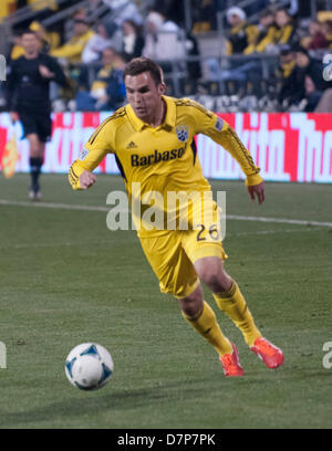 Columbus, Ohio. 11. Mai 2013. Ryan Finley (26) von der Columbus Crew dribbelt in die Crew 0: 2-Niederlage nach Colorado. Brent Clark/Alamy Live-Nachrichten Stockfoto