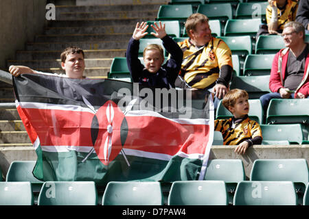 London, UK. 12. Mai 2013. Junge kenianischen Fans während der Marriott London Sevens in Twickenham. Kenia schlagen Fidschi 20-7 an den Fortschritt für das Cup Semi Final. Bildnachweis: Elsie Kibue / Alamy Live News Stockfoto