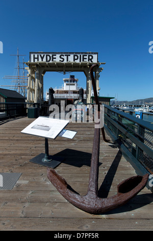 Eureka (Fähre) am Hyde Street Pier, Fishermans Wharf, San Francisco, Kalifornien, USA. Stockfoto