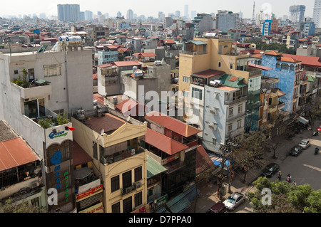 Horizontale Antenne Stadtbild über die Dächer von Hanoi. Stockfoto