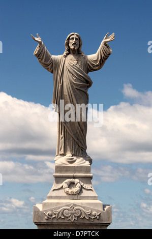 Skulptur von Jesus auf dem schönen Waverley Cemetery in Australien Stockfoto