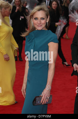 LESLEY SHARP BRITISH ACADEMY TELEVISION AWARDS SOUTHBANK LONDON ENGLAND UK 12. Mai 2013 Stockfoto