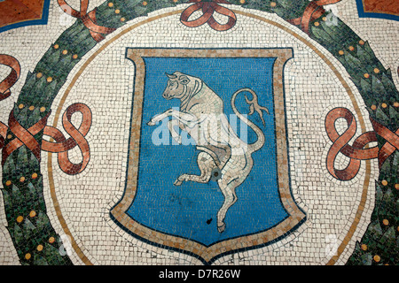 Der Stier in Torino-Wappen in der Galleria Vittorio Emanuele 11 Mailand Stockfoto