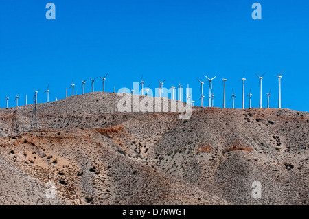 Windparks auf der Interstate 10, in der Nähe von Palm Springs, Kalifornien. Stockfoto