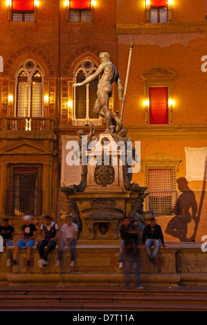 Bologna. Neptun-Brunnen. Fontana dei Nettuno. Piazza Maggiore (Hauptplatz). Emilia-Romagna. Italien Stockfoto