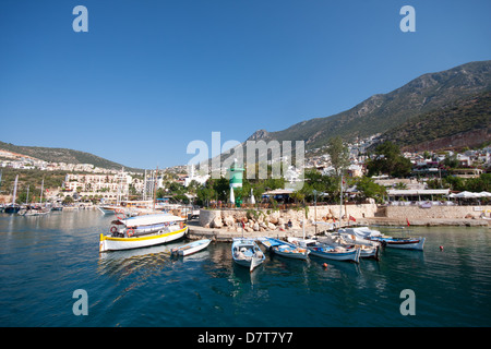 Ein Blick auf den Hafen in Kalkan, Türkei Stockfoto