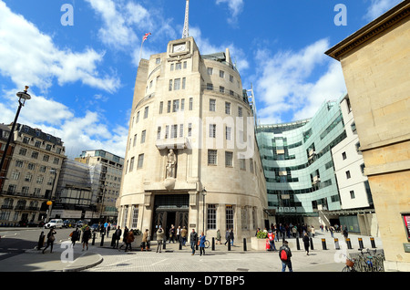 Außenseite der BBC Broadcasting House Langham Place Central London UK Stockfoto