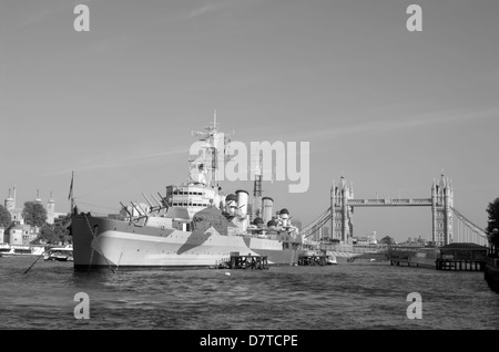 HMS Belfast auf der Themse in London, England Stockfoto