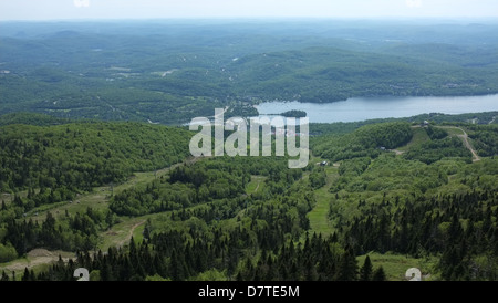 Der Gipfel Blick aus Skigebiet Mont-Tremblant, Quebec. Stockfoto