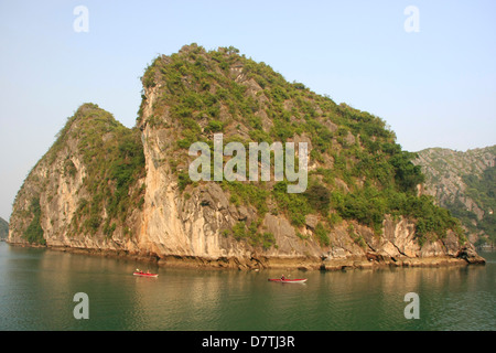 Halong Bucht, Vietnam Stockfoto