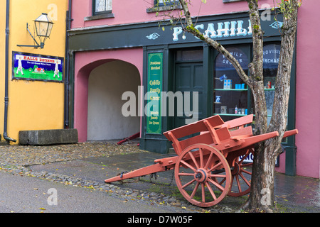 Bunratty Castle und Folk Park, County Clare, Munster, Irland Stockfoto