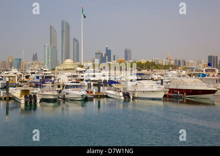 Ansicht der Stadt von Marina Mall, Abu Dhabi, Vereinigte Arabische Emirate, Naher Osten Stockfoto