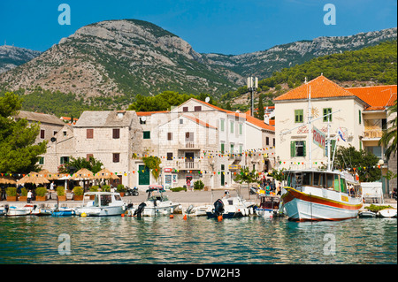 Stadt Bol, Insel Brac, Dalmatien, Adria, Kroatien Stockfoto