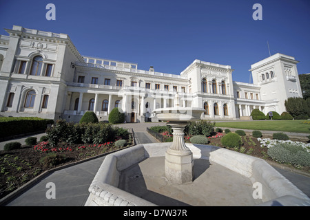 LIVADIA-Palast & trockenen Brunnen YALTA Krim UKRAINE 7. Mai 2013 Stockfoto