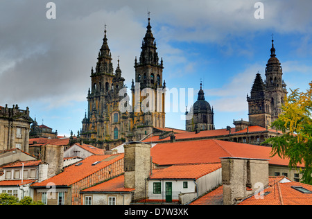 Dom-Türme in Old Town, Santiago De Compostela, UNESCO-Weltkulturerbe, Galicien, Spanien Stockfoto