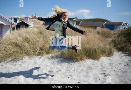 Malmö, Schweden. 14. Mai 2013. Sängerin Natalie Horler von der Band stellt Cascada aus Deutschland während einer Reise der deutschen Delegation zur Skanoer während der Eurovision Song Contest 2013 in Malmö, Schweden, 14. Mai 2013. Das große Finale der 58. Eurovision Song Contest (ESC) findet am 18. Mai 2013. Foto: Jörg Carstensen/Dpa +++(c) Dpa - Bildfunk ++ + / Alamy Live News Stockfoto