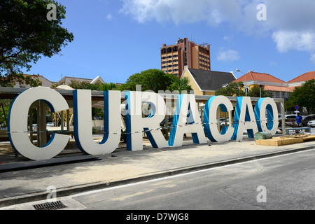 Große Zeichen Willemstad Curacao Curaҫao Niederländische Karibik-Insel-Niederlande Stockfoto