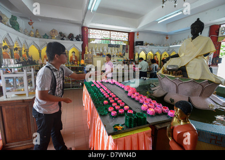 Asien Malaysia Penang Altar der Kek Lok Si buddhistischen Tempel Stockfoto