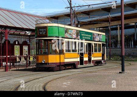 Seaton Straßenbahn Startnummer 10 gemalt in Glasgow Livree Devon England uk Stockfoto